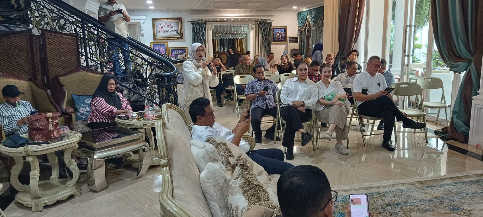 DOKUMENTASI RAPAT HARIAN